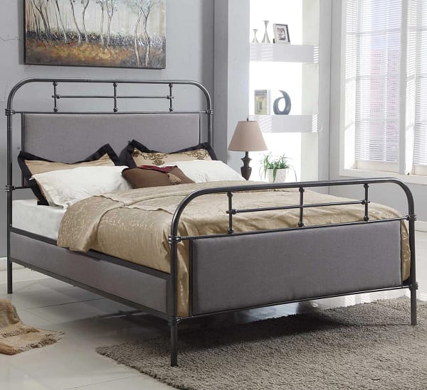 METAL BED