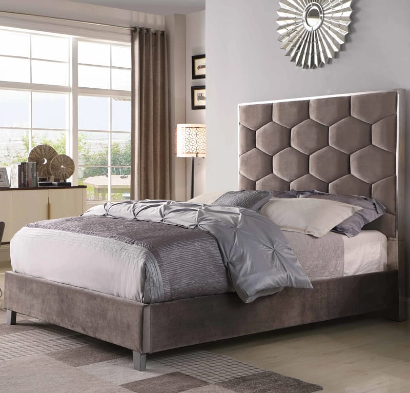 UPHOLSTERY BED